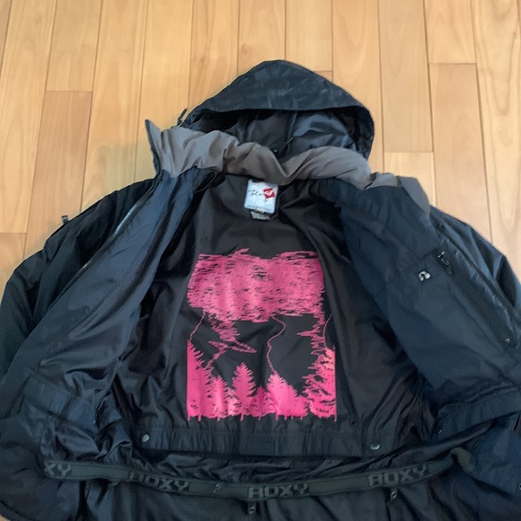 Roxy endurance series, snowboarding, jacket, L in black and pink design NWOT - Picture 6 of 16